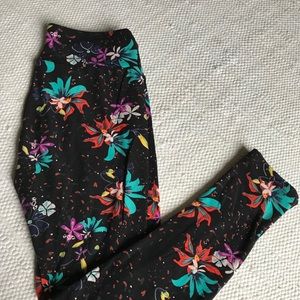 LulaRoe OS black with bright colored flowers